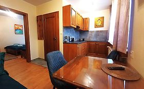 APARTAMENTY i POKOJE - Dom Gościnny Pasja